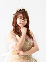 “ちょうどいいブスの神様”役の山崎ケイ。