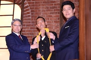 「大河ドラマ主演 バトンタッチセレモニー」にて、左から阿部サダヲ、中村勘九郎、鈴木亮平。