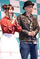 左から上坂すみれ、大槻ケンヂ。