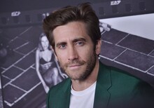 2018年11月、ジョニ・ミッチェル75歳記念コンサートに参加したジェイク・ギレンホール。（写真提供：Sthanlee Mirador / Sipa USA / Newscom / ゼータ イメージ）