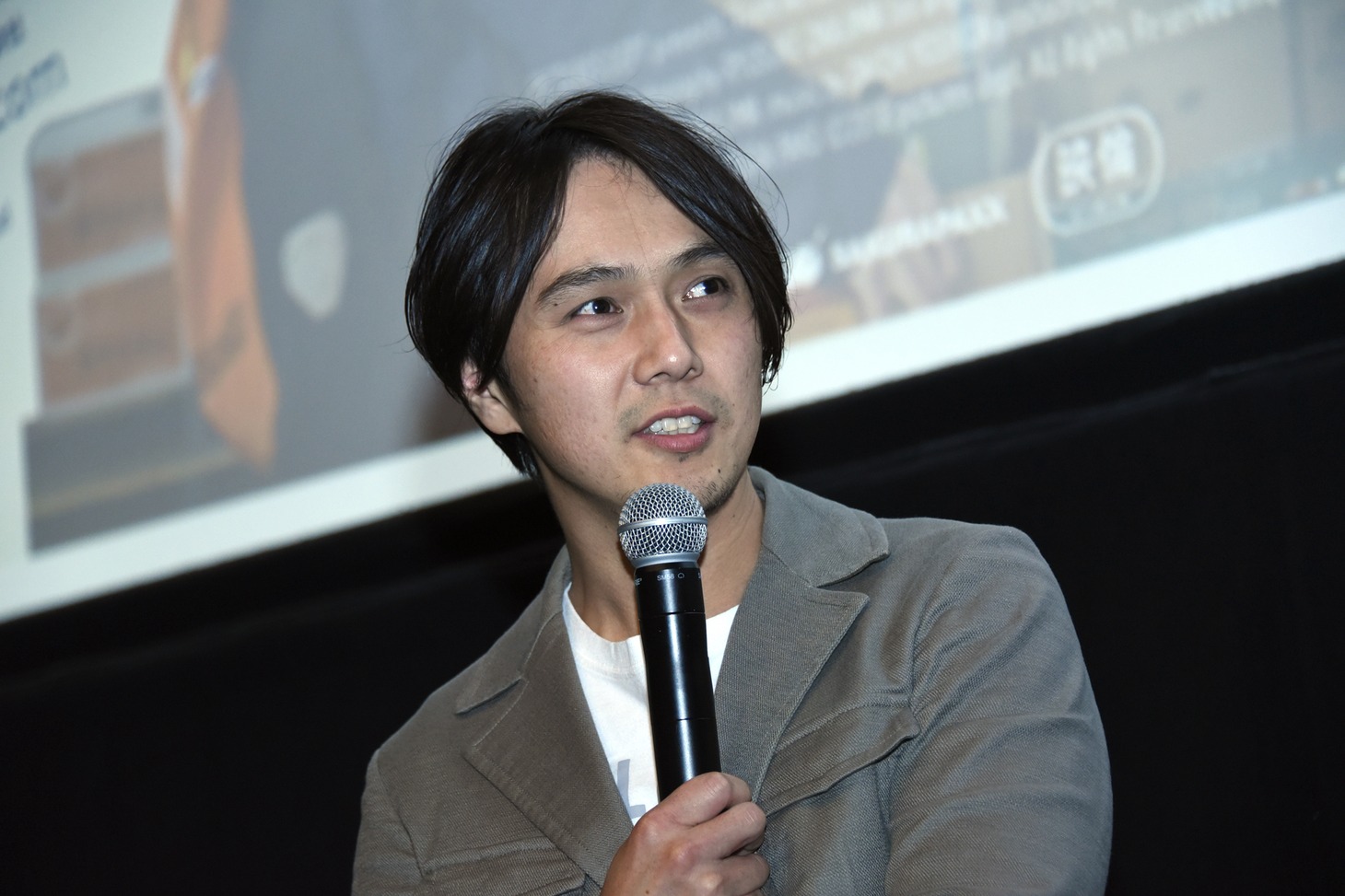 岡島龍介