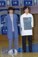 左から北村匠海、小関裕太。