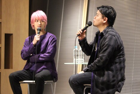 左から横浜流星、飯塚健。