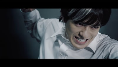 「リセット・ゲーム」特別実写映像より。