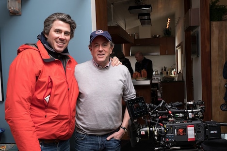 ジョン・デイビス(右)