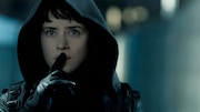 「蜘蛛の巣を払う女」より、クレア・フォイ演じるリスベット・サランデル。