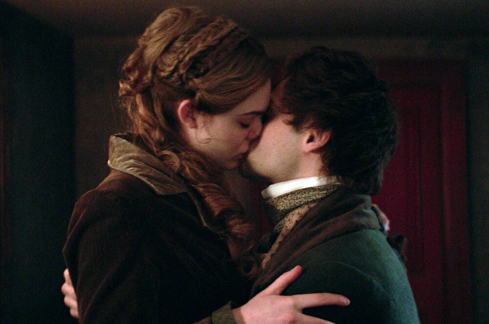 エル・ファニング演じる少女、妻子ある詩人と駆け落ち…「メアリーの総て」新映像