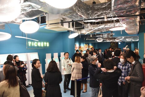 UPLINK吉祥寺のロビー。