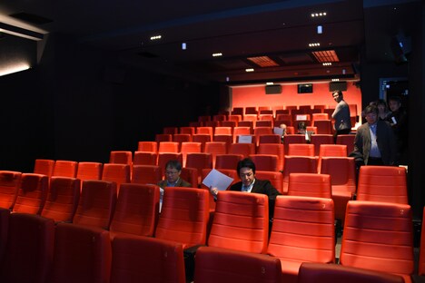 「レッド」をテーマにしたスクリーン3の様子。