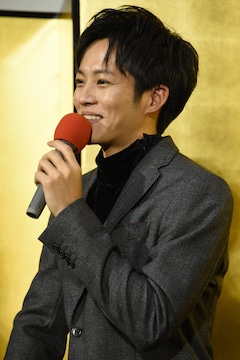 星野源 いだてん での設定に どういうこと 松坂桃李は童貞役を警戒 写真枚 映画ナタリー