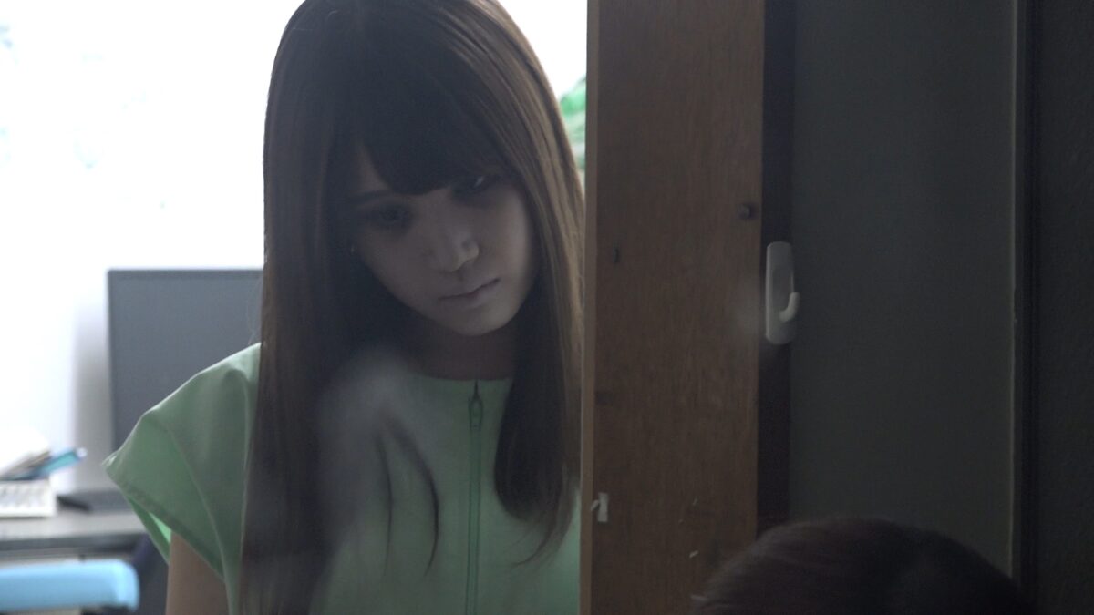 菅原茉椰と岩立沙穂が出演 ホラーちゃんねる 秋葉原映画祭でプレミア上映 映画ナタリー