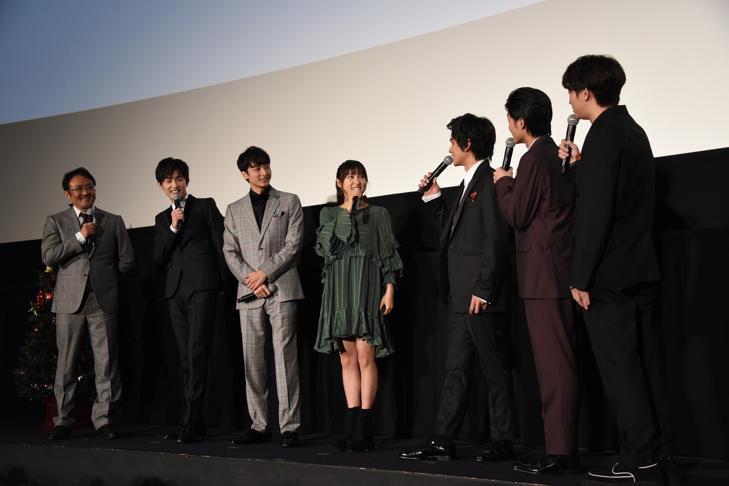 「『春待つ僕ら』公開“Anniversary”舞台挨拶」の様子。