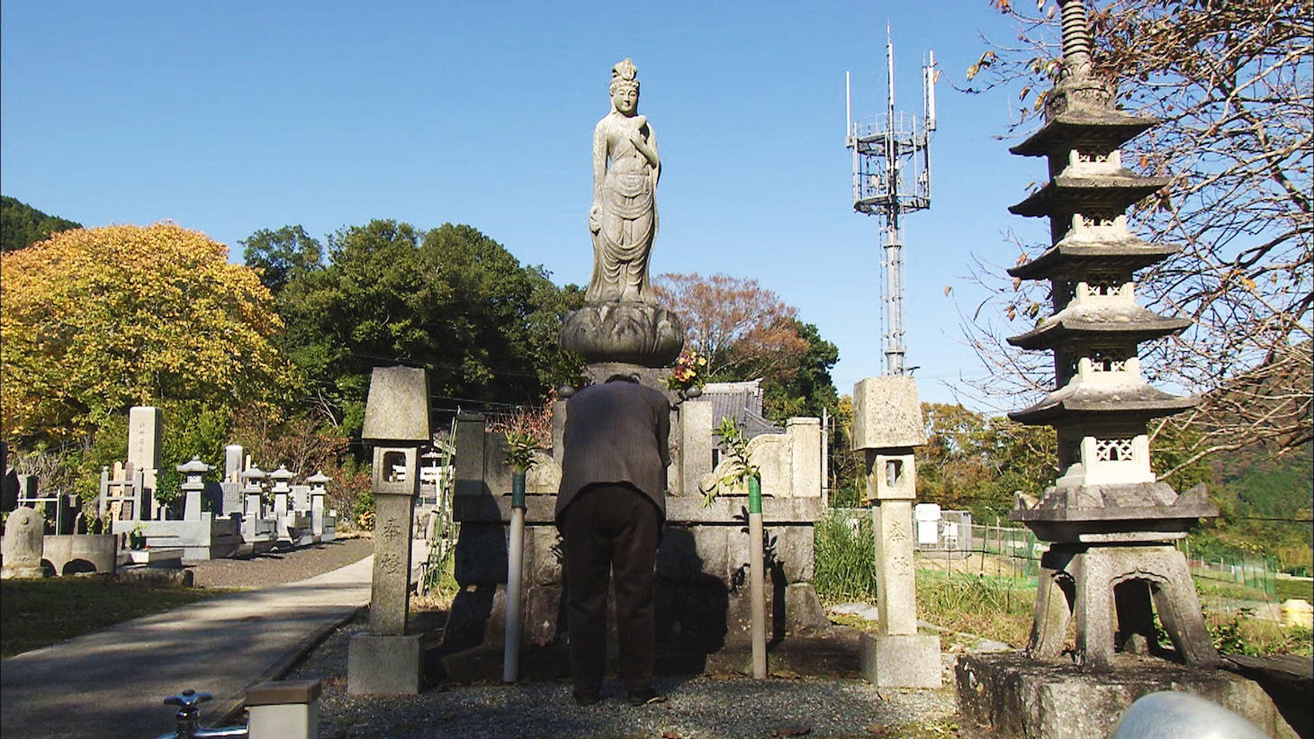 「眠る村」