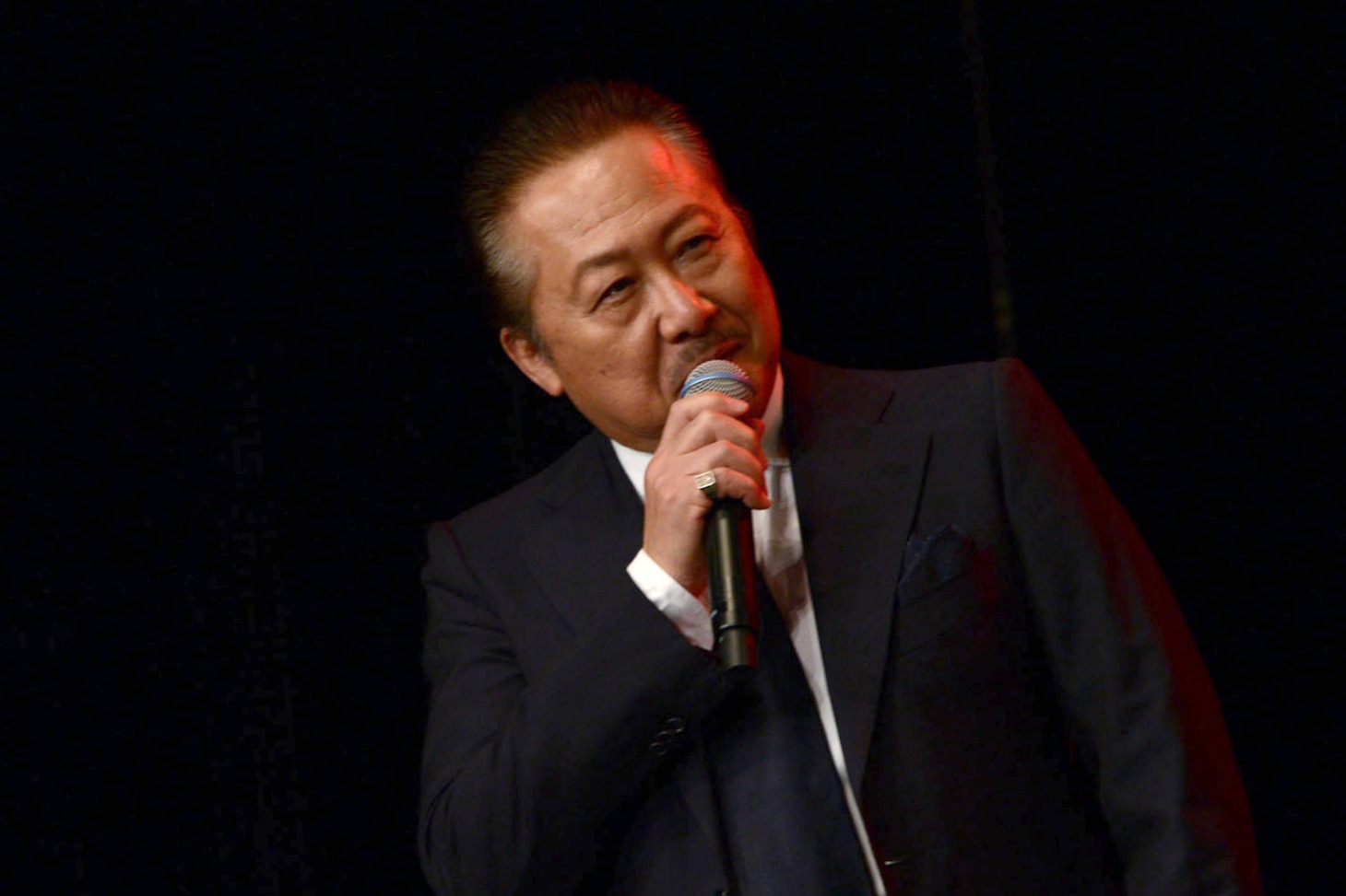 石橋凌