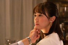 「シリーズ怪獣区 ギャラス」より、奥仲麻琴演じる片瀬エリカ。