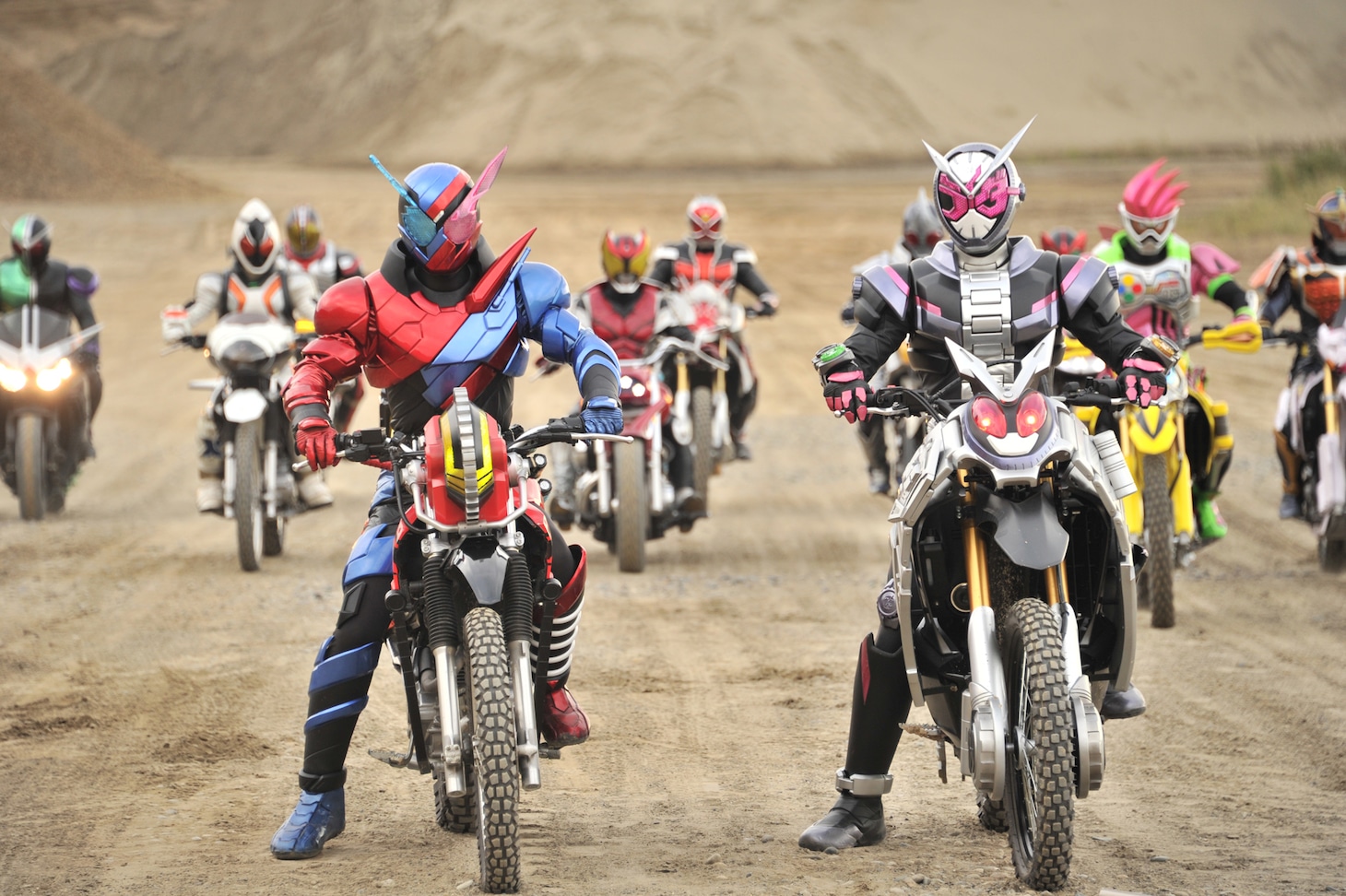 「平成仮面ライダー20作記念 仮面ライダー平成ジェネレーションズ FOREVER」