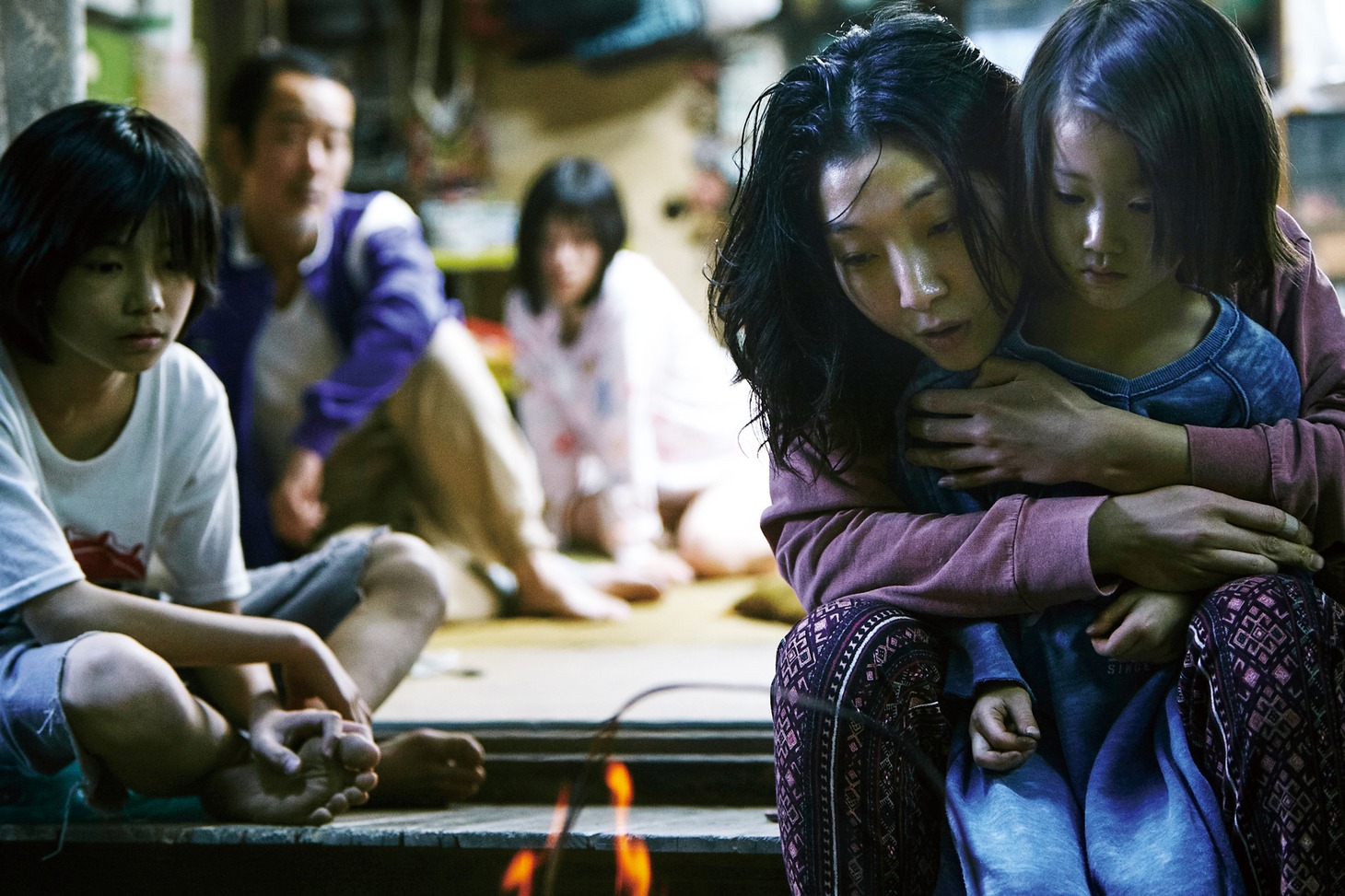 「万引き家族」