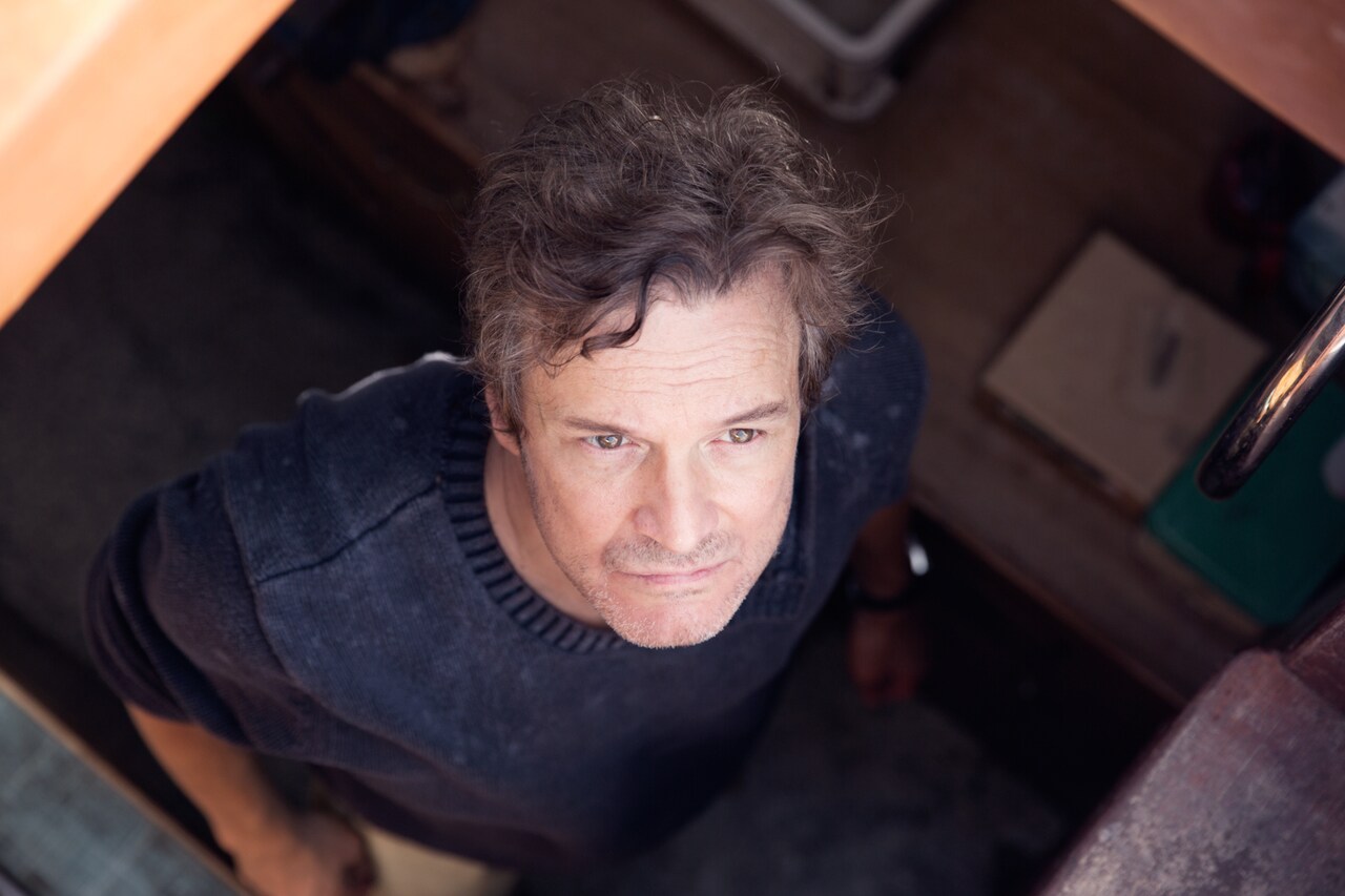 Xmas祝う家族との電話で思わず…コリン・ファース「喜望峰の風に乗せて」本編映像