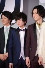 左から廣瀬智紀、定本楓馬、和田雅成。