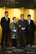 左から金児憲史、石原まき子、神田正輝、増本尚。