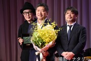 左からリリー・フランキー、是枝裕和、岸善幸。