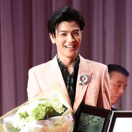 岩田剛典が石原裕次郎新人賞に輝く、大先輩・裕次郎との意外なつながりに“縁”感じる