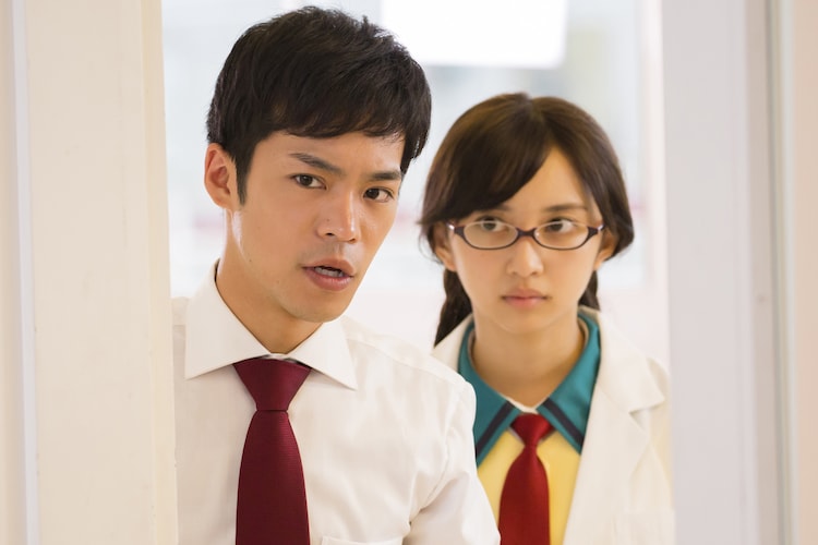 小野賢章に最低のモテ期到来 Jkたちに迫られる お前ら全員めんどくさい 予告 映画ナタリー 小野賢章に最低のモテ期到来 Jkたちに迫られる お前ら全員めんどくさい 予告 映画ナタリー