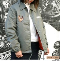 「もののけ姫 コーチジャケット 荒ぶる森の神」着用イメージ。