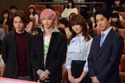 ドラマ「初めて恋をした日に読む話」試写会の様子。左から中村倫也、横浜流星、深田恭子、永山絢斗。