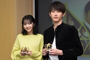 「新しい王様」囲み取材に出席した武田玲奈(左)と杉野遥亮(右)。
