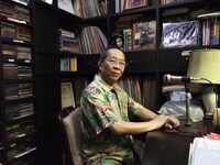 スリン・パークシリ