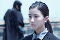 「十二人の死にたい子どもたち」より、黒島結菜演じるメイコ。