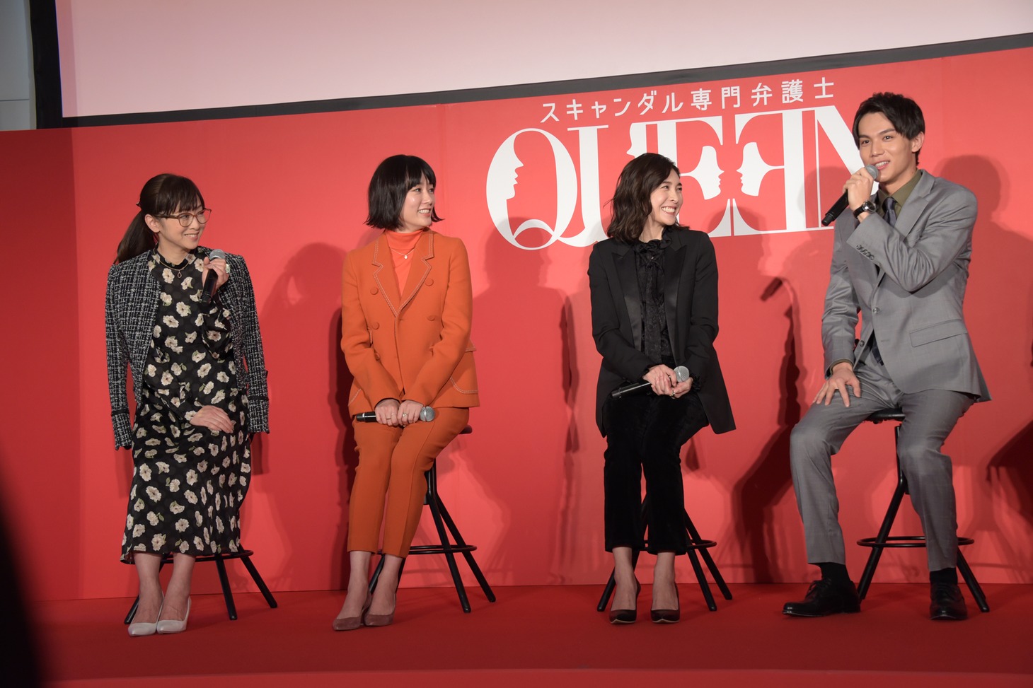 （左から）斉藤由貴、水川あさみ、竹内結子、中川大志。