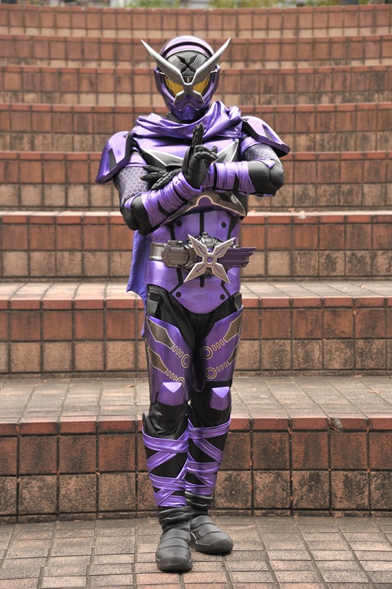 「仮面ライダージオウ」より、仮面ライダーシノビ。