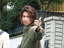 「平成仮面ライダー20作記念 仮面ライダー平成ジェネレーションズ FOREVER」より、武田航平演じる猿渡一海。