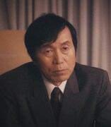 「日本ボロ宿紀行」より、平田満演じる篠宮一平。