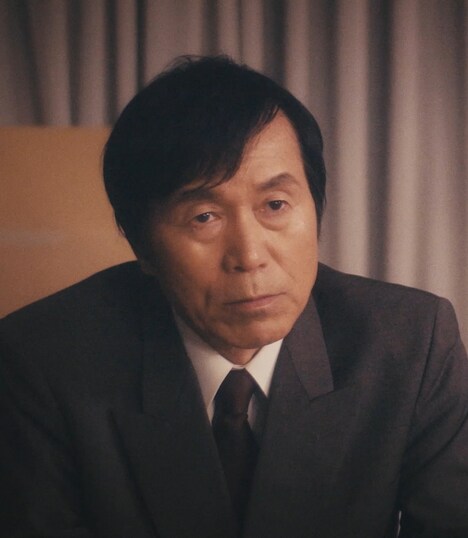 「日本ボロ宿紀行」より、平田満演じる篠宮一平。