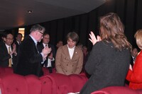 スタンディングオベーションの様子。