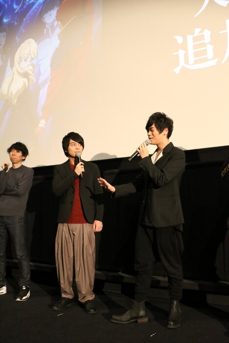 左から小形尚弘、榎木淳弥、古川慎。