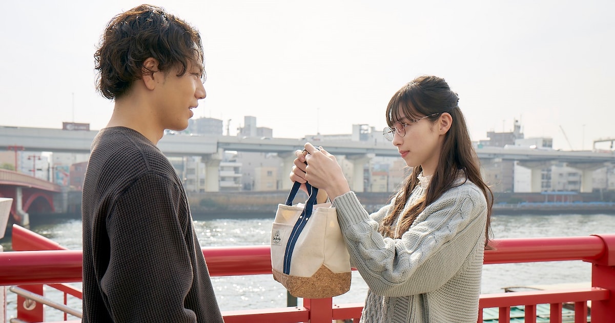 登坂広臣×中条あやみ「雪の華」初めて手をつないだ瞬間など新写真公開 