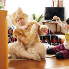 北山宏光が猫じゃらしに葛藤「トラさん」新映像&新カット解禁