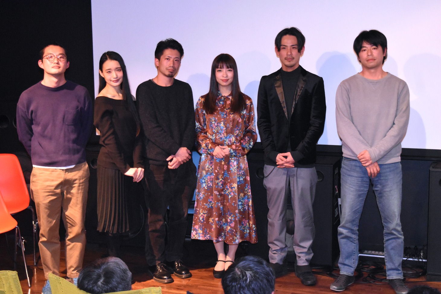 「歯まん」特別先行上映の様子。左から中村無何有、水井真希、岡部哲也、前枝野乃加、小島祐輔、石井裕也。