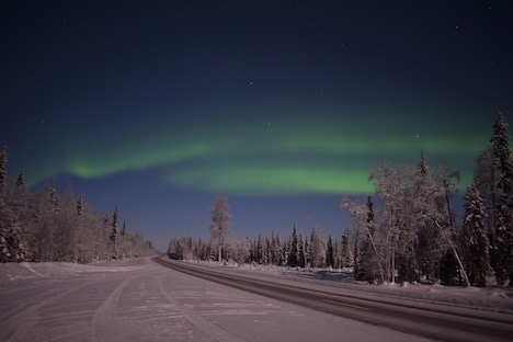 アークティック・フロンティアのツアーで撮影されたオーロラ。