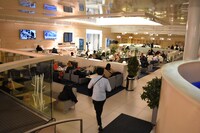 ヘルシンキ空港での、フィンエアー専用ラウンジ。