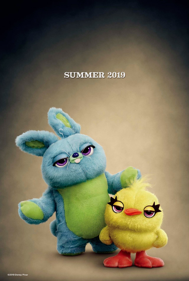 ダッキーとバニーのキャラクタービジュアル。