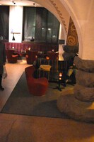 悠輔が美雪を待つシーンを撮影した、グロ・ホテル・アートのメインロビー。