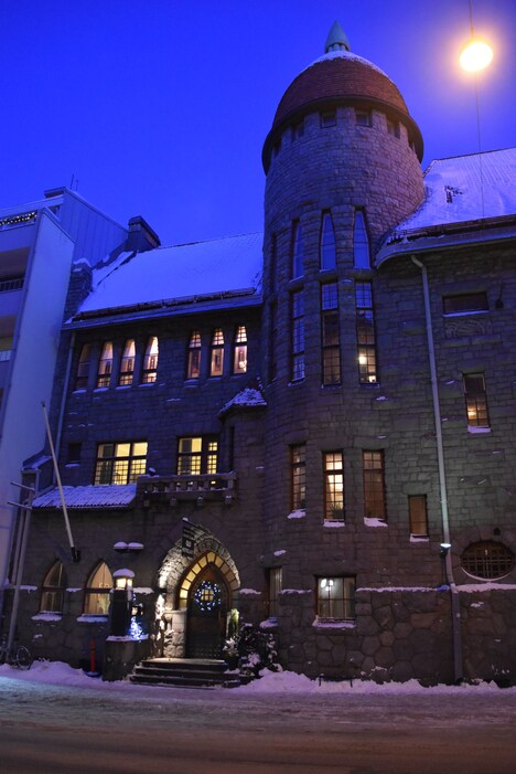 グロ・ホテル・アート