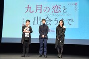 左から山本透、高橋一生、川口春奈。