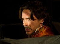 「シャーロック・ホームズ シャドウ ゲーム」 (c)Warner Bros. Entertainment Inc.