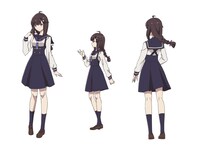 制服姿のカスミ。